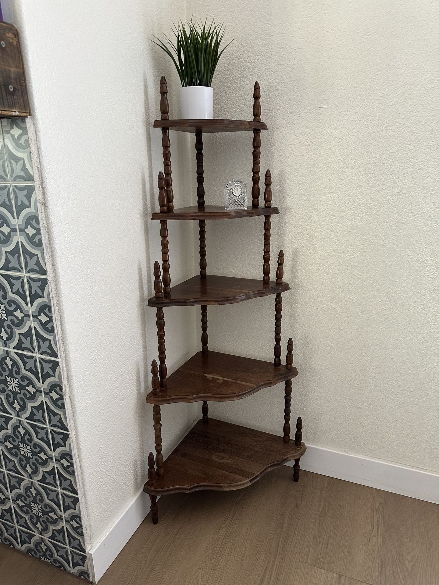 5 Tier Corner Spindle Shelf -- Solid Wood