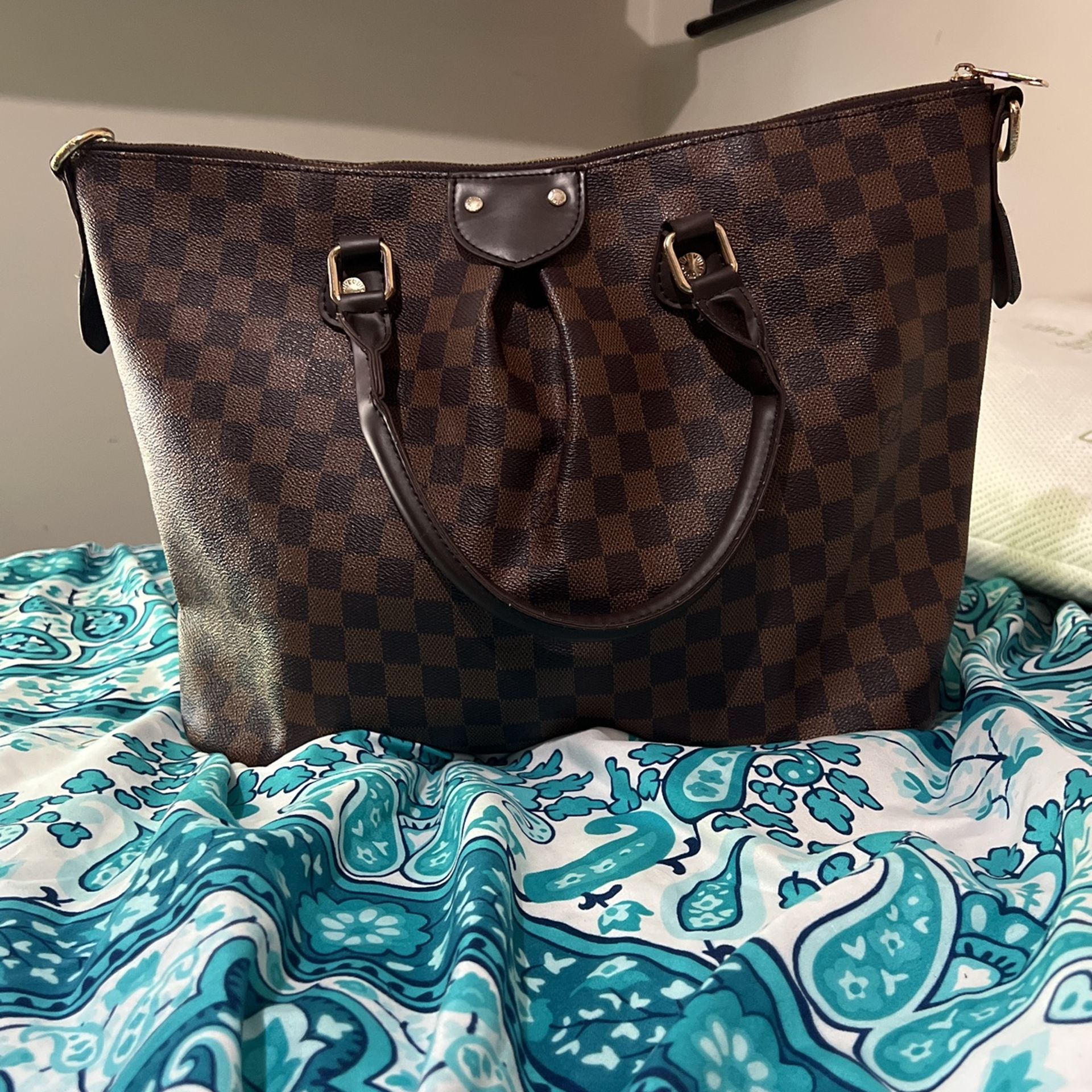 Louis Vuitton Purse
