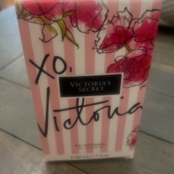 Vs XO