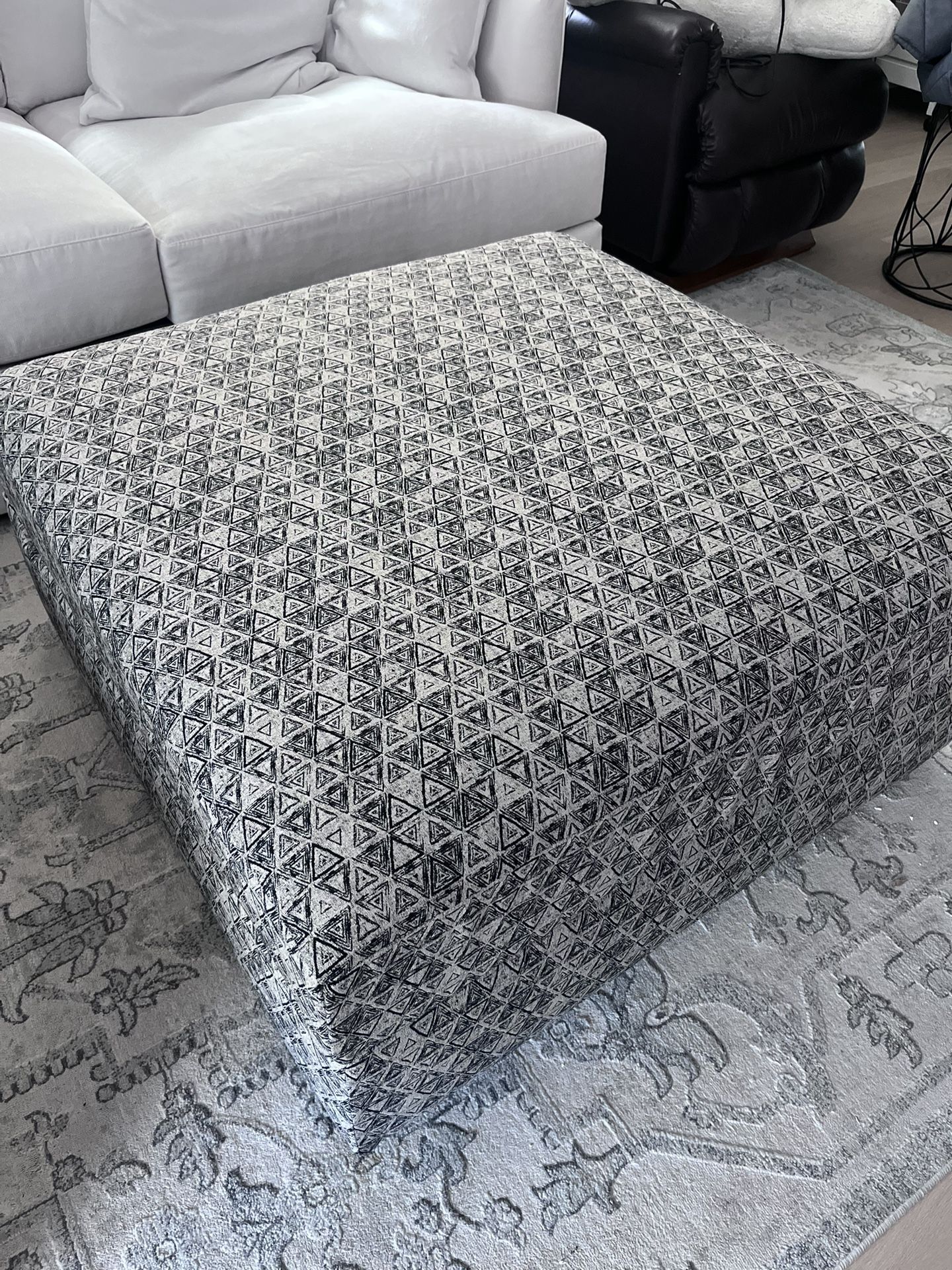 Brand new Storage Ottoman