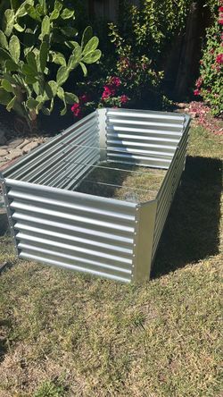 Brand new planter boxes