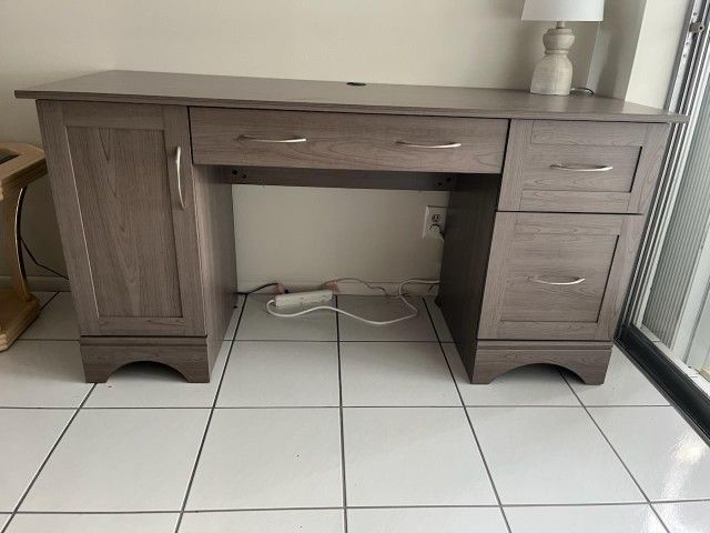 Wood Desk With Office Chair