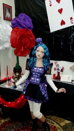 Halloween Broken Doll Costume, size M, the Wig is included