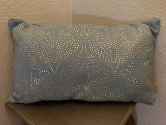 Pretty Pillow