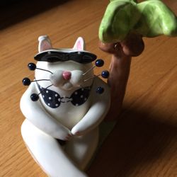 Cat Figure