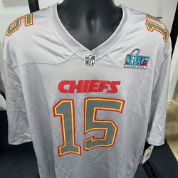 Nike Kansas City Chiefs Mahomes # 15 Jersey Size XXL Brand New With SB LVII Patch