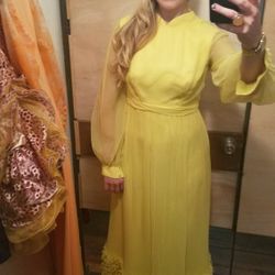 Authentic Vintage 1970s Yellow Gown, Size 8