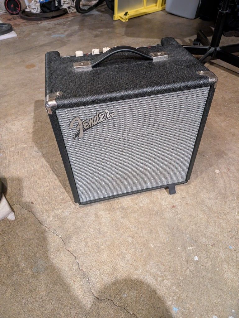 Fender Rumble 25 Bass Amp