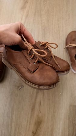 Boys brown dress shoes
