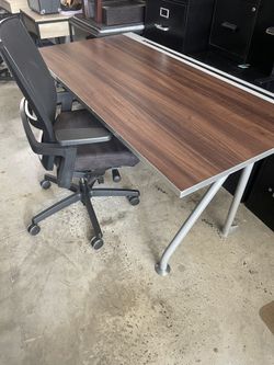 Desk And Chair 