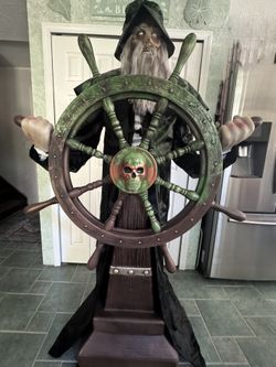 NEW, 6ft, GHOST CAPTAIN, Animatronic, HALLOWEEN, (Lowes 2025)
