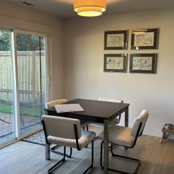 Expandable Kasala Dining Table