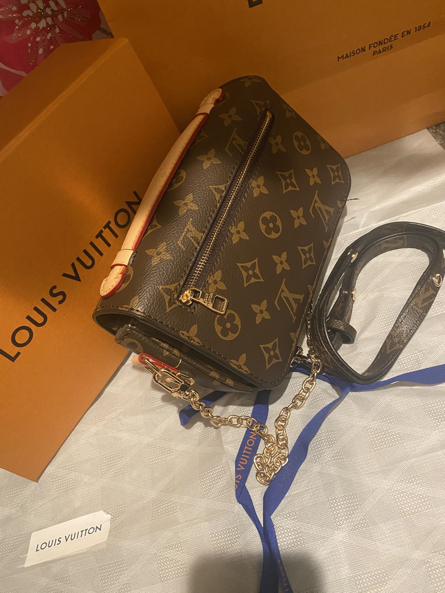 Louis Vuitton Purse