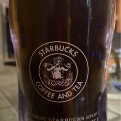 The First Starbucks Store mug