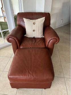 Leather chair and ottoman