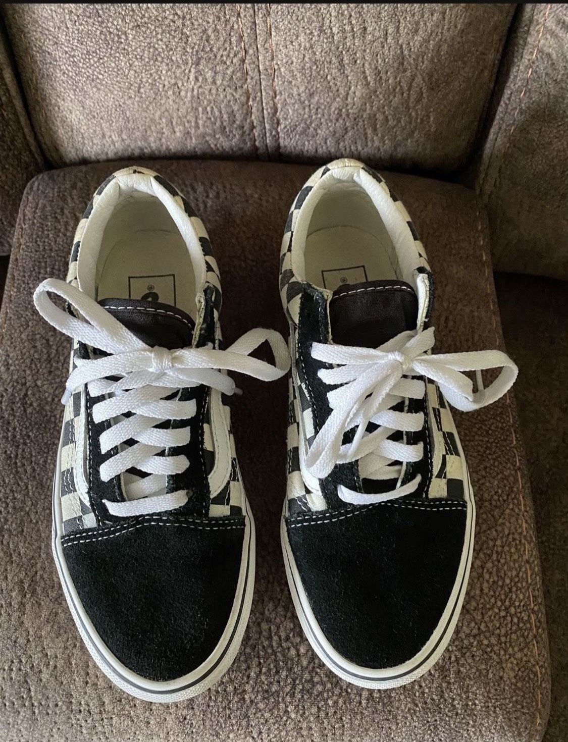 Vans Shoes Size 4.5 For Men 6 In Women’s
