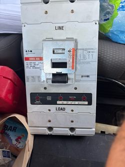 800 amp breaker