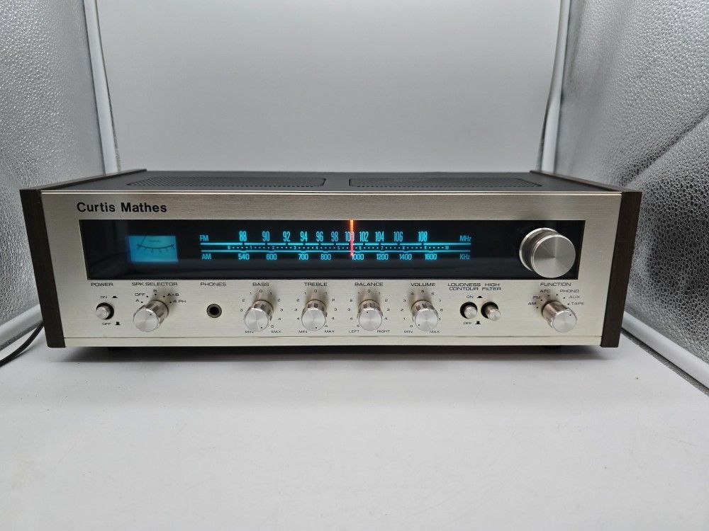Curtis Mathes B701 Vintage Stereo Receiver