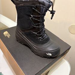 North face Boots