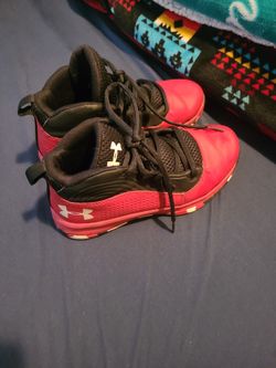 Boys Under Armour Sneakers
