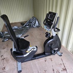 SPIRIT XBR55 Recumbent Bike