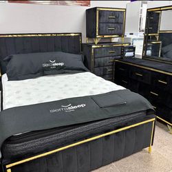 Brand new complete bedroom set- 0 interest finance available- FREE mattress with purchase. 