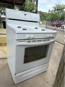 Gas stove