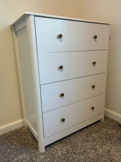 4 drawer white dresser