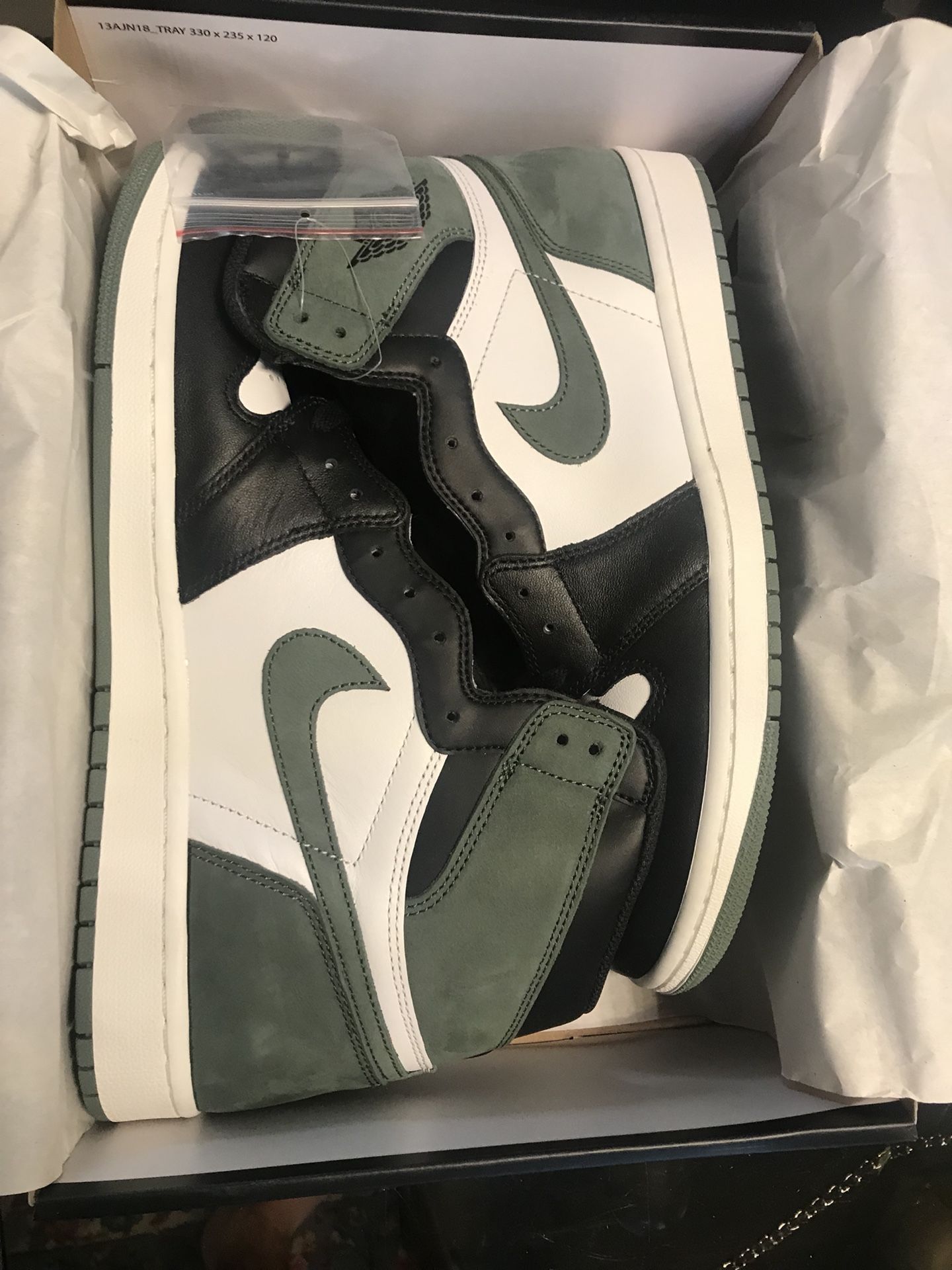 Nike Air Jordan 1 Clay Green Size 11.5