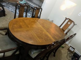 Dining room table