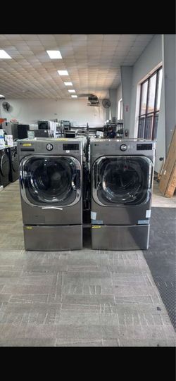 LG. WASHER & DRYER