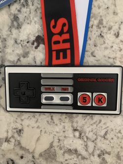5K Runner Medal- Retro Nintendo Controller