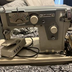 Vintage SewingMachine