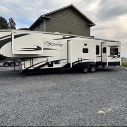 🚨2017 Heartland Big Country 4010 RD🚨