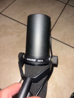 Shure SM7B Dynamic Microphone