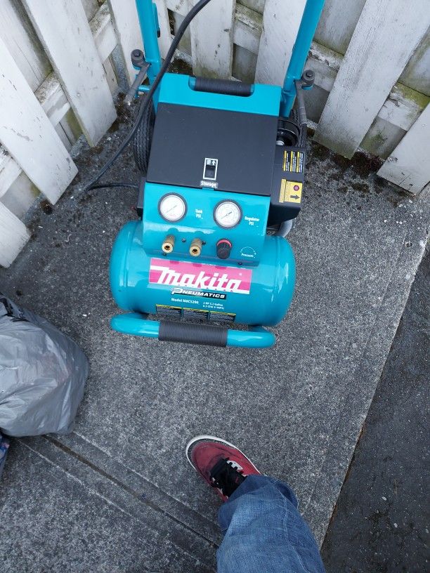 Makita Air Comp O.b.o New