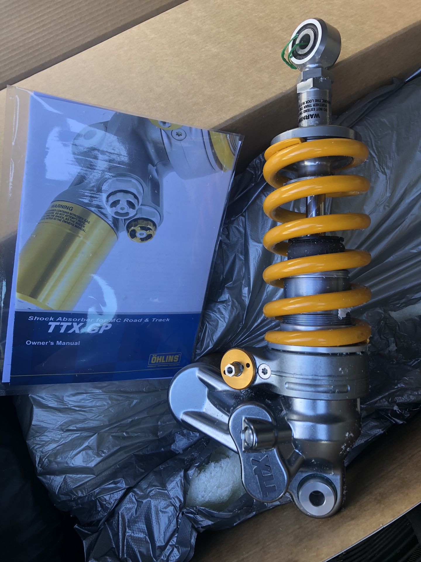 1- ONLY Öhlins TTX GP (YA 468) IS A REAR SHOCK for the MOTORCYCLE 2015-2025 Yamaha YZF-R1/R1M.