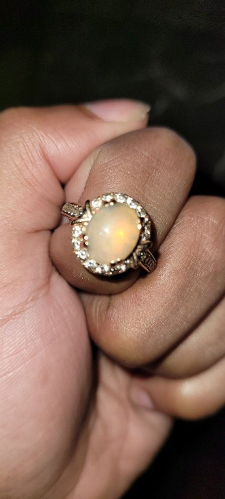 Le VIAN ROSE Gold Opal And Diamond Ring
