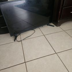 32 Inch TV