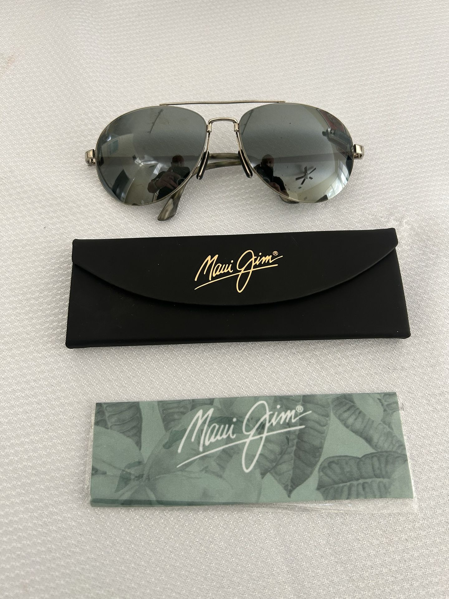 Maui Jim Mens Sunglasses pilot