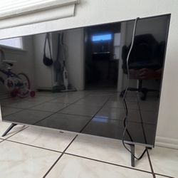 LG 43” TV