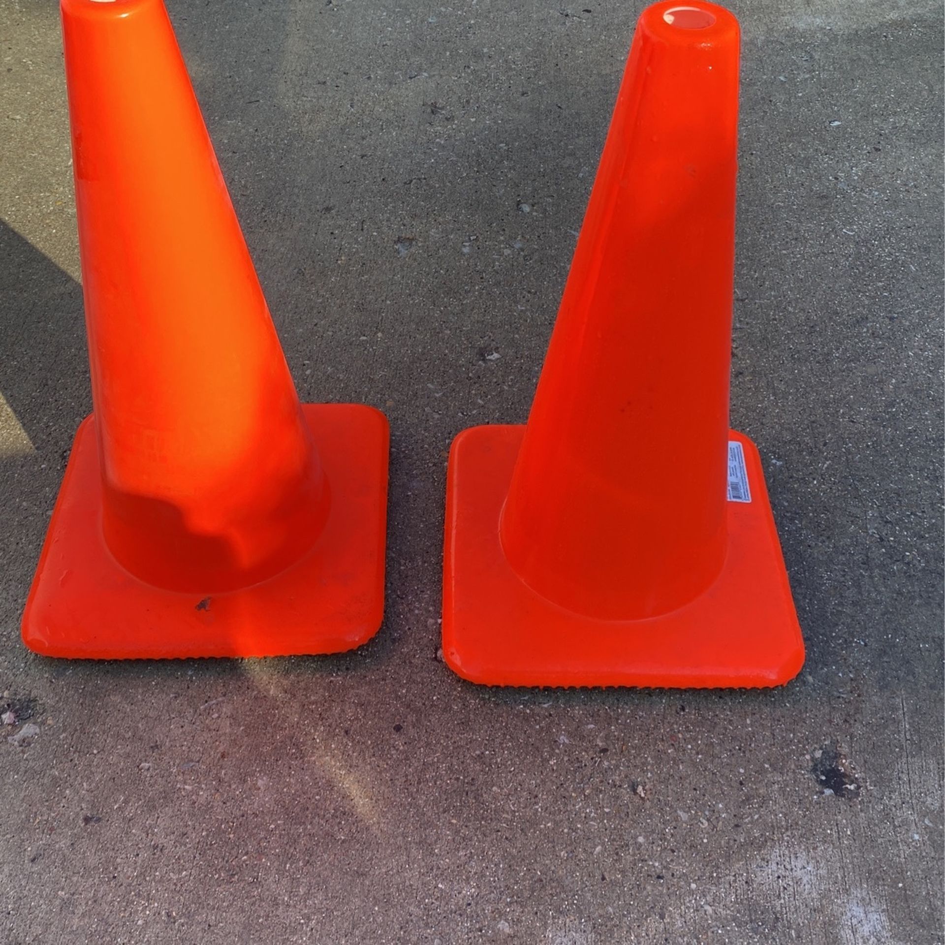 18 inch Safety cones
