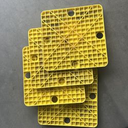 RV jack pads & leveling blocks