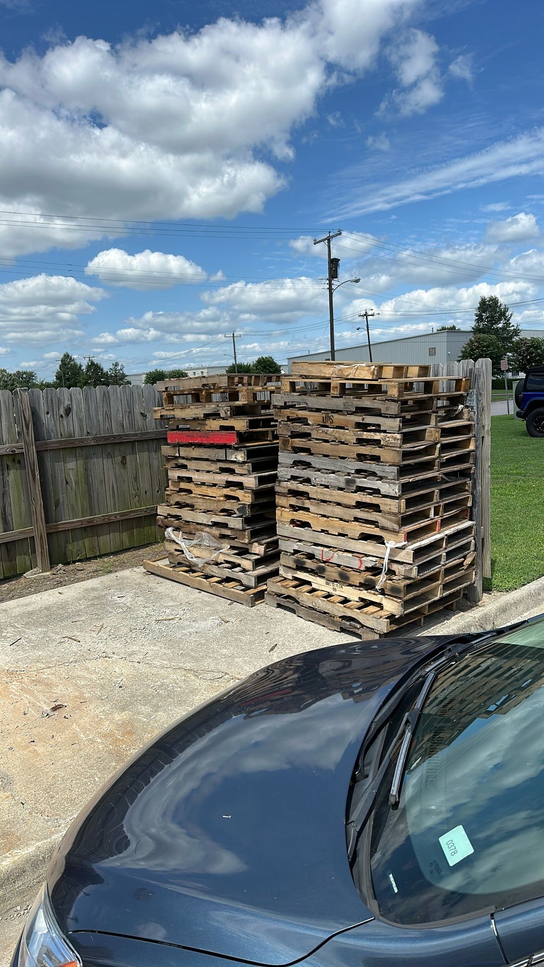 Pallets Free