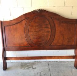 Wood bed