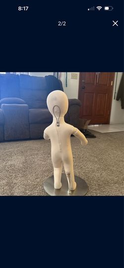 Baby mannequin