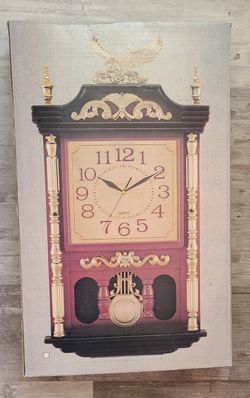 NWT Vintage Quartz Clock with Pendulum and Eagle Decoration