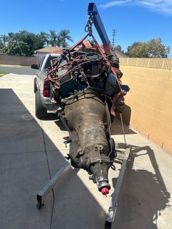 305/350 motor y transmisión