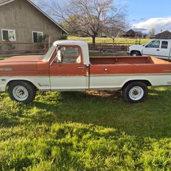 1969 Ford 3/4 Ton Camper Special 