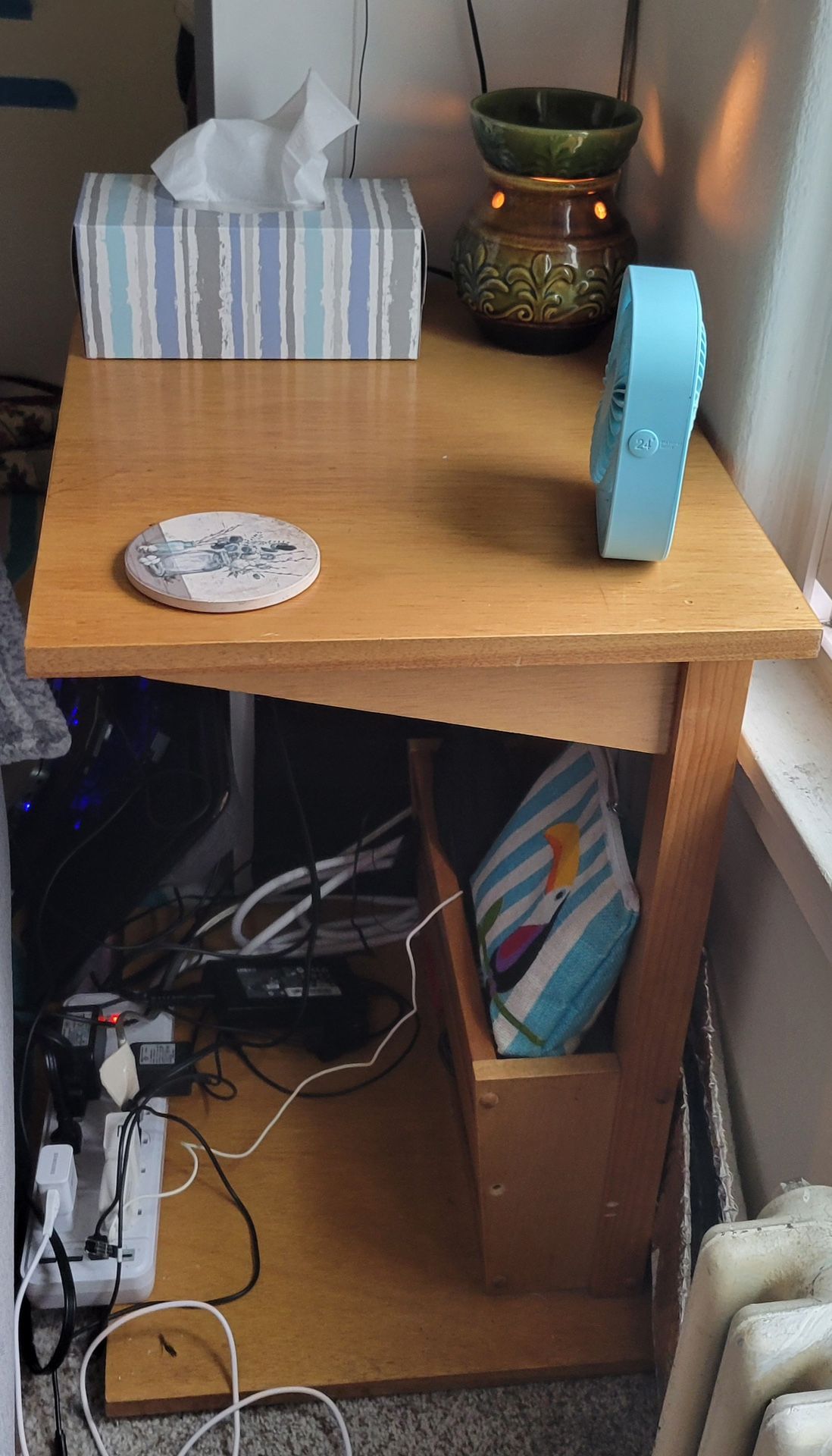 Side Table In Good Condition